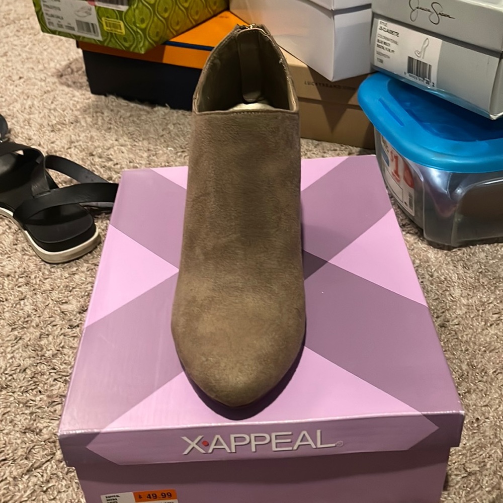 Taupe Wedge bootie